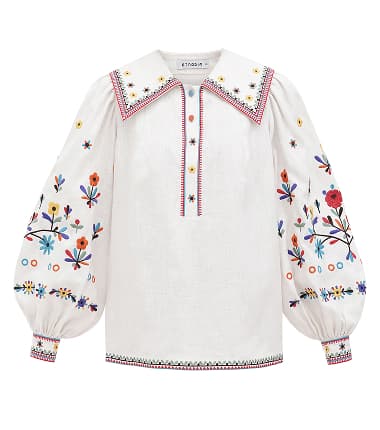 white Crimea's vyshyvanka